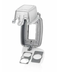 Leviton Vertical While-In-Use Cover With Inserts, Model 05980-001