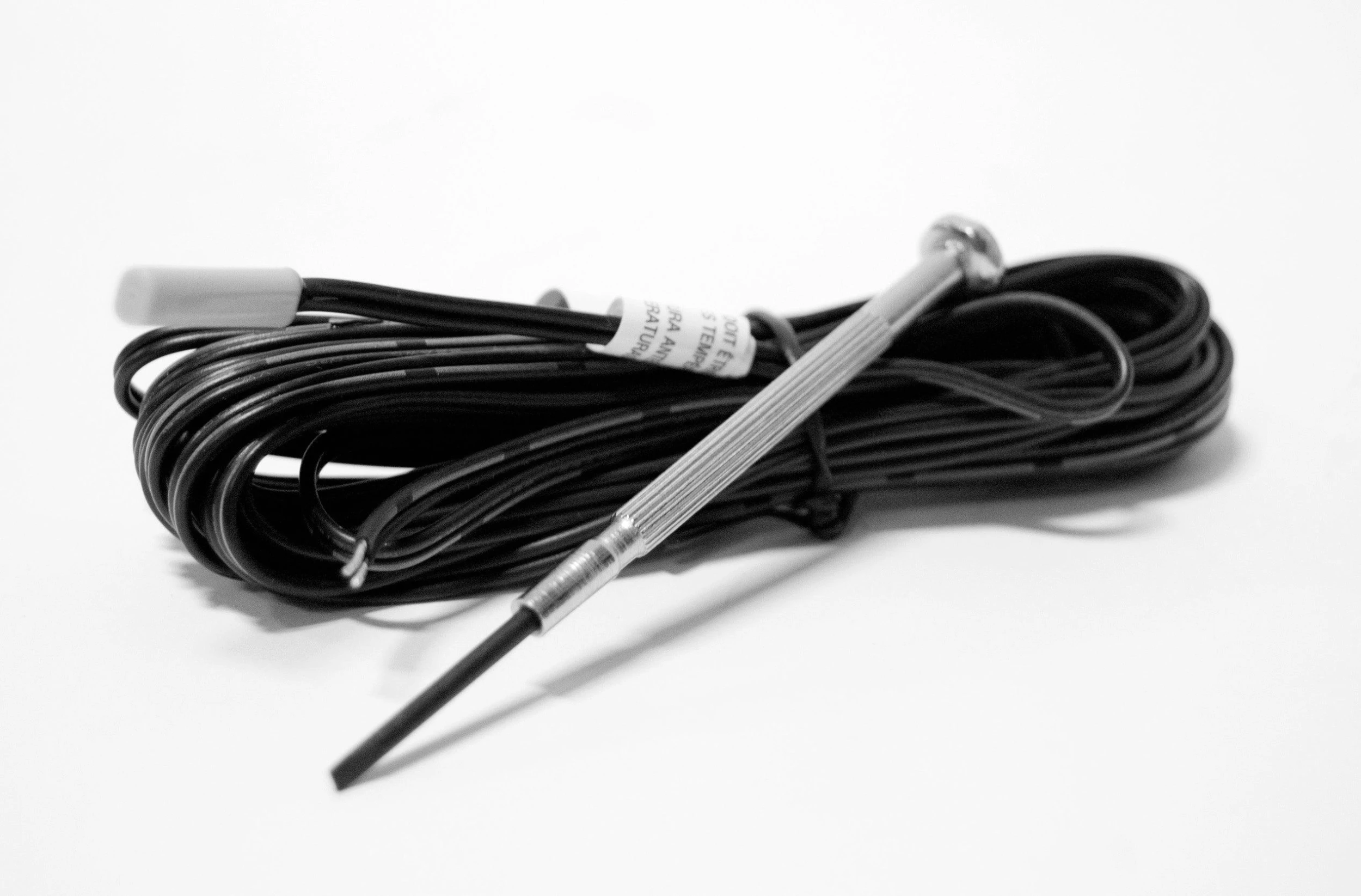 nVent Nuheat Signature - WiFi Touchscreen & Programmable Floor Heating Thermostat (dual voltage) - AC0055 NVent Nuheat Signature - WiFi Touchscreen & Programmable Floor Heating Thermostat (dual Voltage) - AC0055 -Leviton Store nVent NUHEAT Thermostat Probe AC0008 Product Image f478b5a0 3f47 4bb9 b37e d4e0947831a8